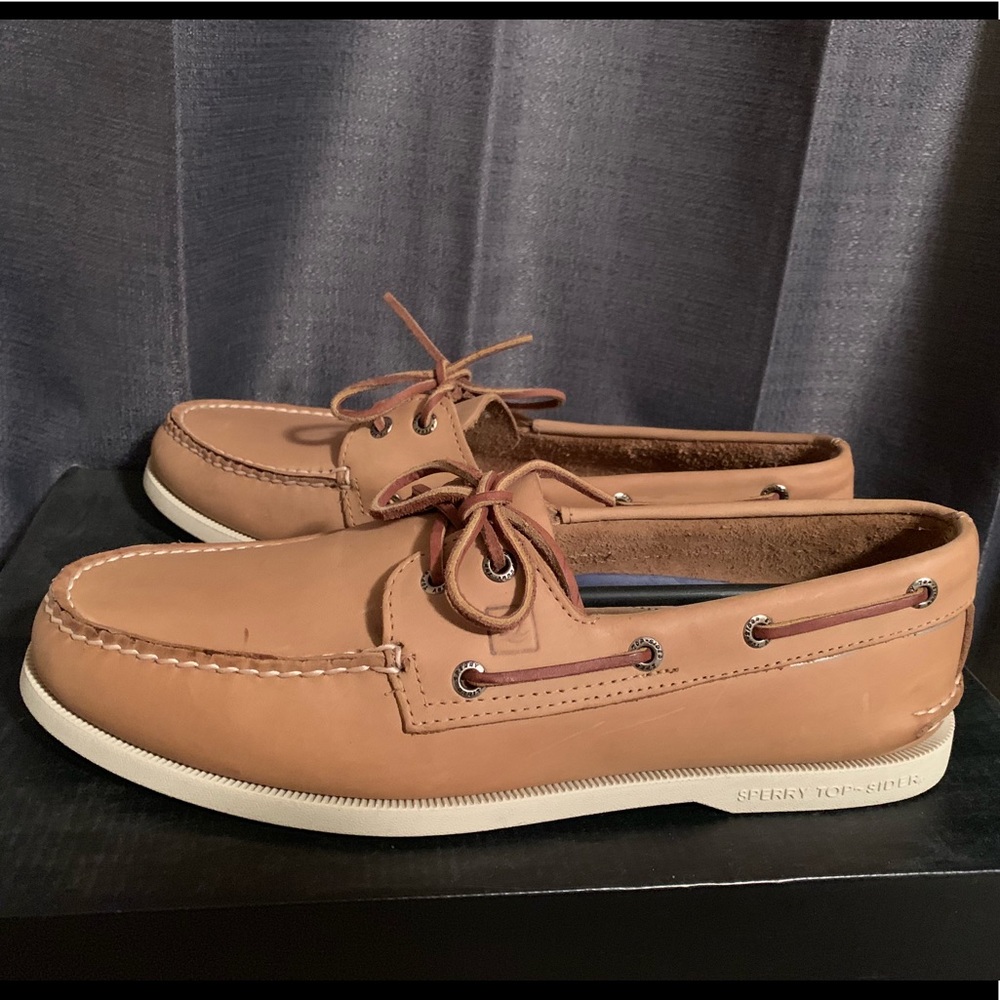 Sperrys size 11